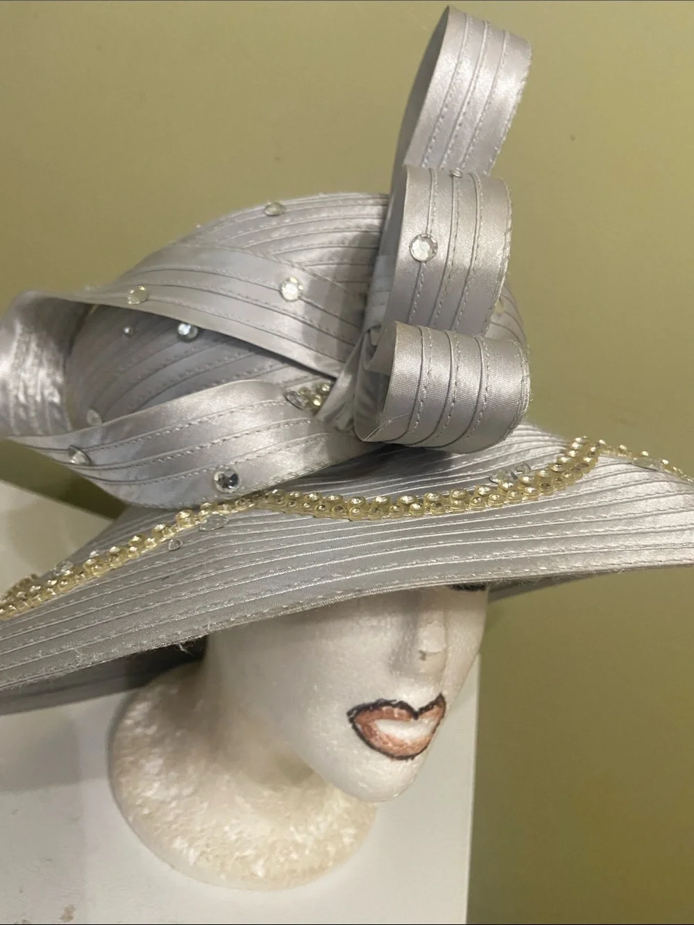 Beautiful Silver Dress Hat / Church Hat by Lisa Rene’
